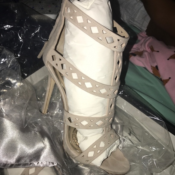 Giuseppe - Picture 1 of 2